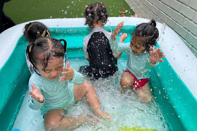 Mosaic preschool Siglap Waterplay