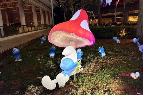 City Square Mall Smurfs Christmas