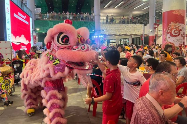 One Punggol Lion dance CNY Celebrations