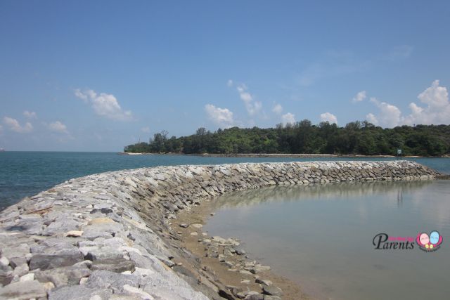 Kusu island breakwater