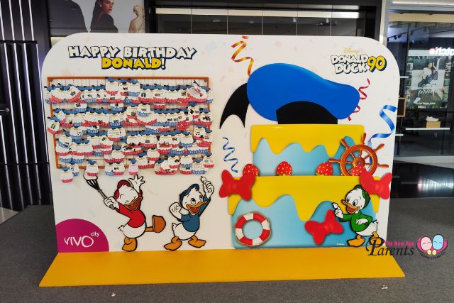 Birthday Card for Donald Duck VivoCity