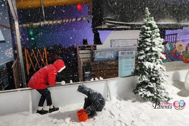 The Snow Village Snowfall Area