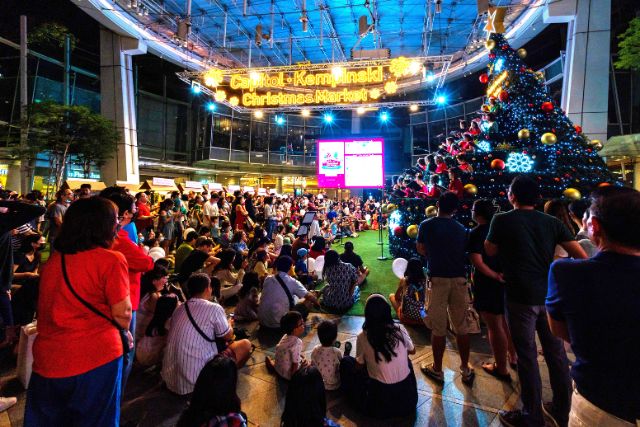 Capitol Singapore Singing Tree