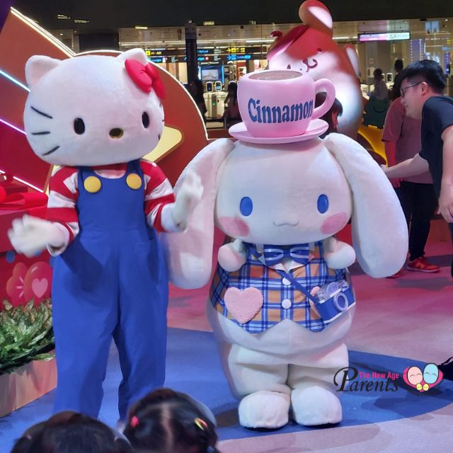 Changi Airport Hello Kitty Meet and Greet