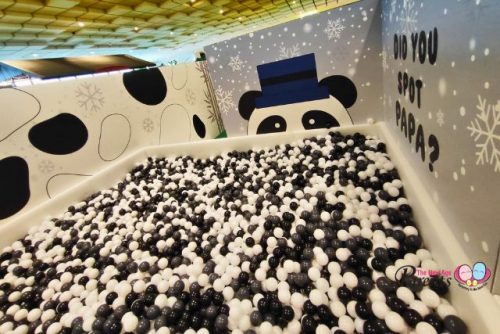 Downtown East Panda Ball Pit