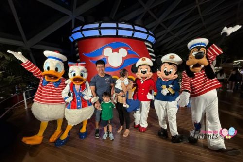 Meet & Greet with Special Disney Friends