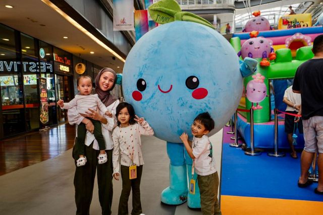 Our Tampines Hub OTH Festive Walk