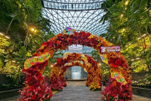 CNY Entrance Arch at Jewel Forest Valley