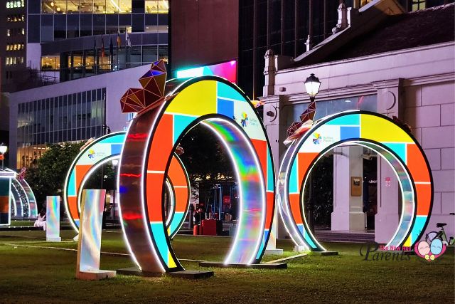 Raffles Place Park light installations