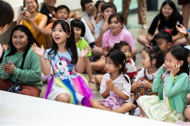 Story Time in the Galleries ACM