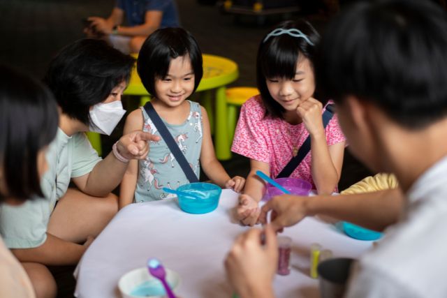 Children Season ACM Get Crafty!