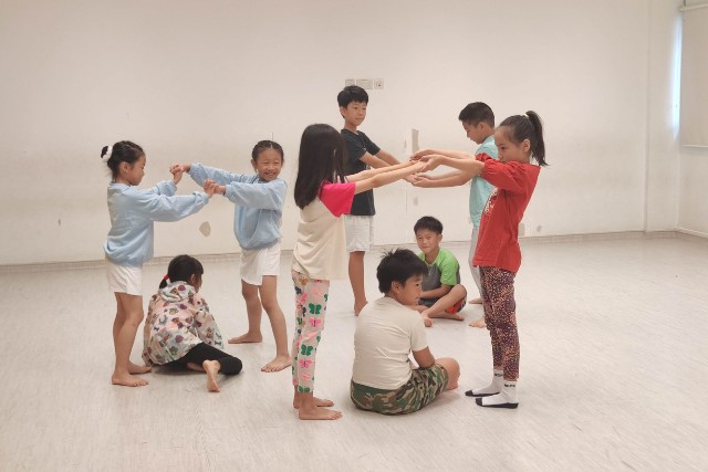 Singapore Hokkien Huay Kuan Arts & Cultural Troupe