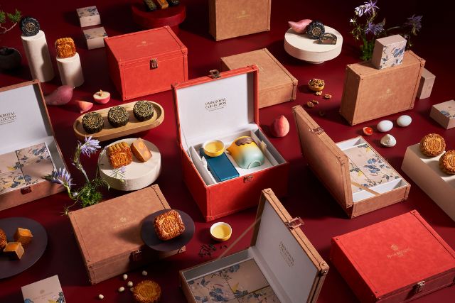 Peach Blossoms Mooncakes