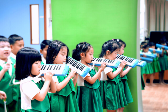 Kinderland Music-infused Learning Approach