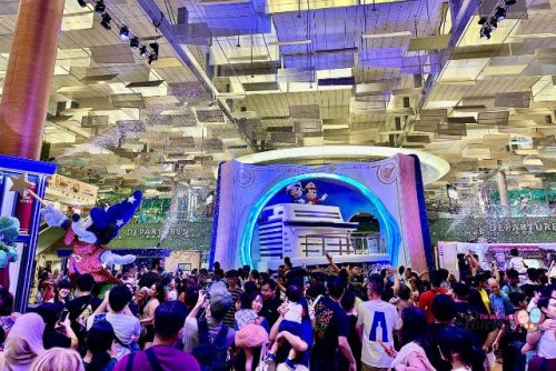 Changi Airport Snow Fall