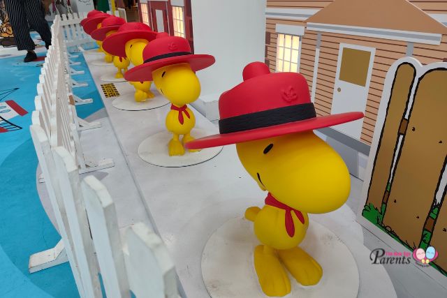 HarbourFront Snoopy and Peanuts Gang