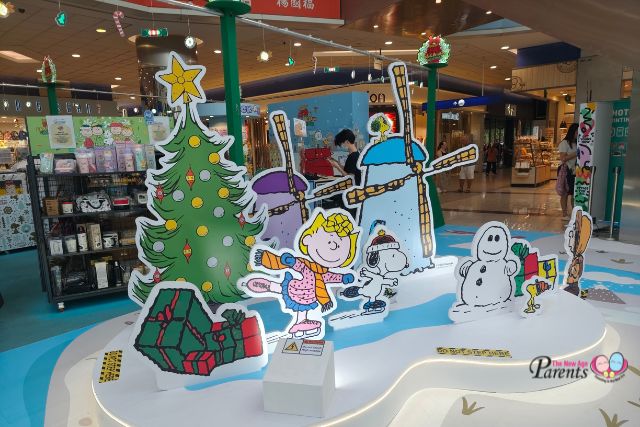 Snoopy and the PEANUTS Gang HarbourFront