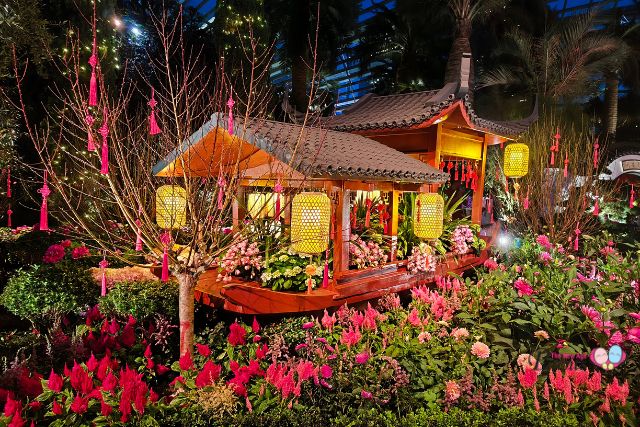 Spring Blossoms Flower Dome
