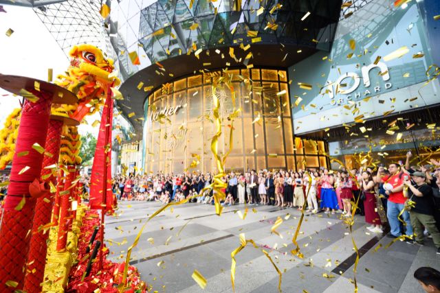 ION Orchard CNY Lion Dance