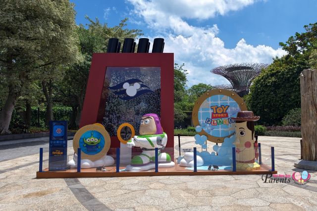 Disney Adventure Photo Spots