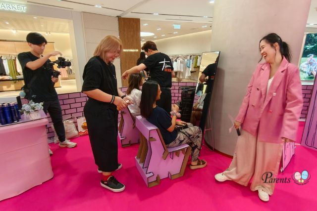 2D Pink Fashion Academy Hair Makeover