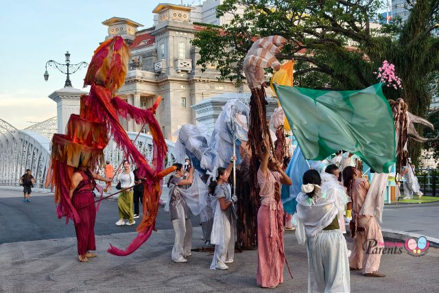 SIFA roving parade