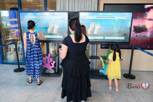 Singapore Oceanarium Reef Mission stations