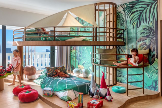 The Gnome's Treehouse Family Room PARKROYAL COLLECTION Marina Bay