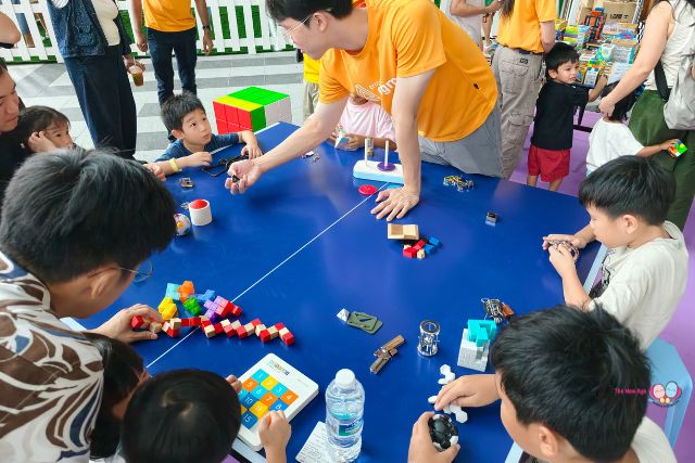 REINVENTION ALLPLAY Minds at Play