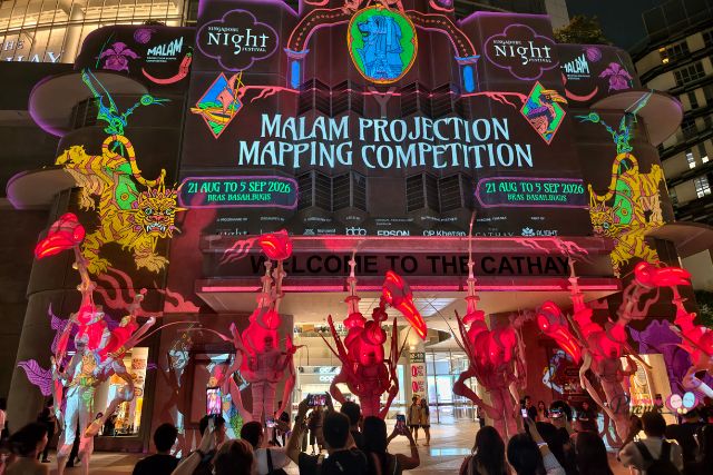 Singapore Night Festival Birdmen