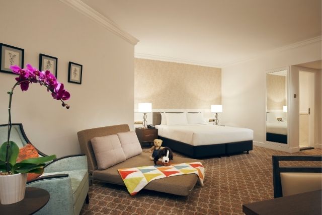 Orchard Rendezvous Hotel Family Room with Sofa Bed
