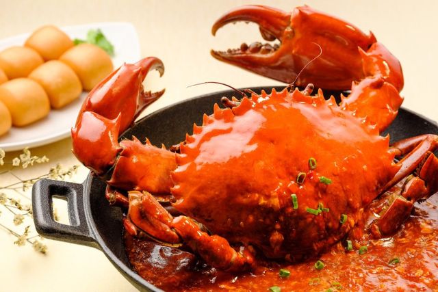 WOK15 Canadian Dungeness Crab in Singapore-style Chilli Sauce