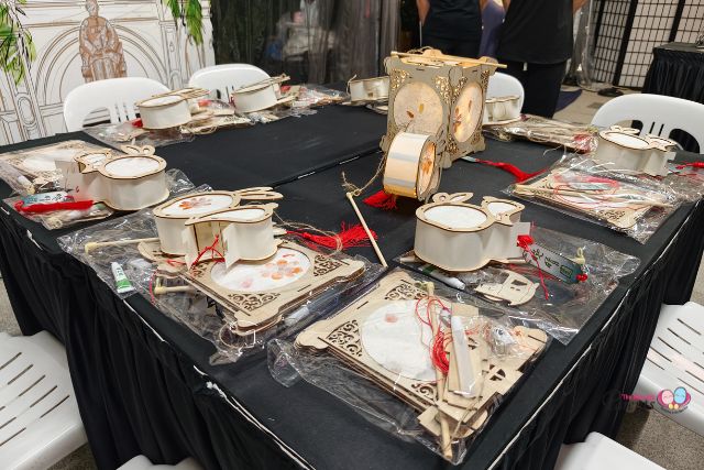 Wan Qing Mid-Autumn Lantern Making