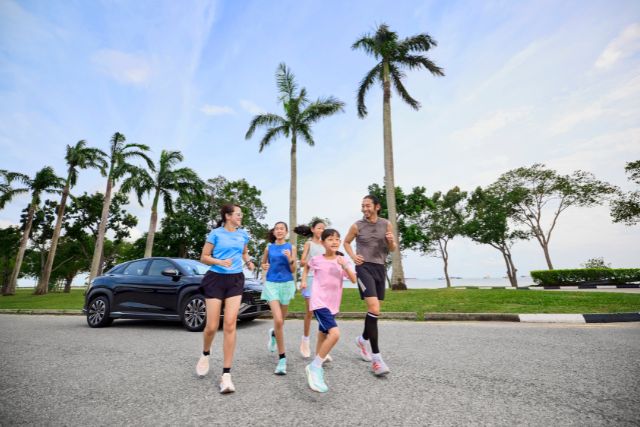 BYD Singapore International Marathon Family run